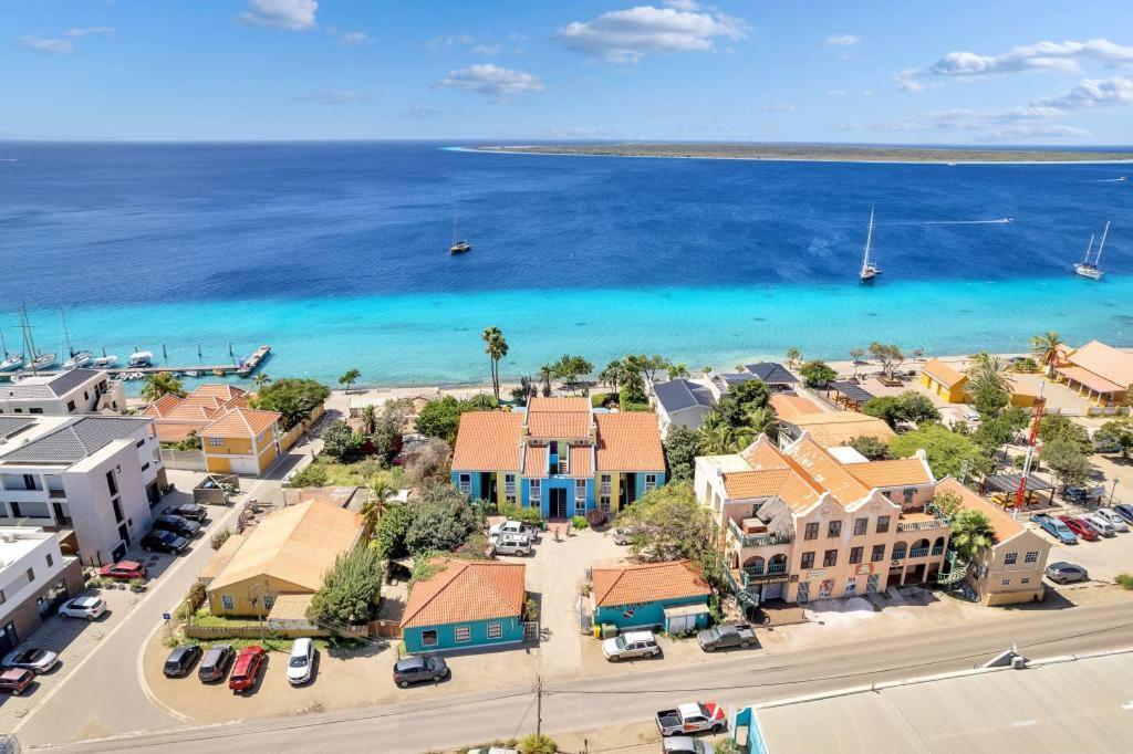 Bonaire Oceanfront Apartments คราเลนไดค์ ภายนอก รูปภาพ